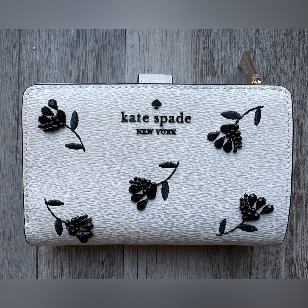 Kate Spade Kn749 Floral Medium Bifold Wallet, Color: Meringue Multi